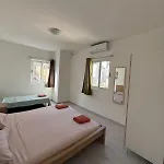Apartman Calypso 3 Large Stylish In Paceville With Mercury Tower View Ideal For Groups