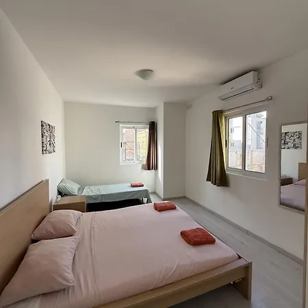 Calypso 3 Large Stylish In Paceville With Mercury Tower View Ideal For Groups Apartman *