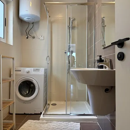 Calypso 3 Large Stylish In Paceville With Mercury Tower View Ideal For Groups