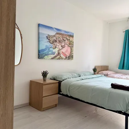 Calypso 3 Large Stylish In Paceville With Mercury Tower View Ideal For Groups 아파트 *