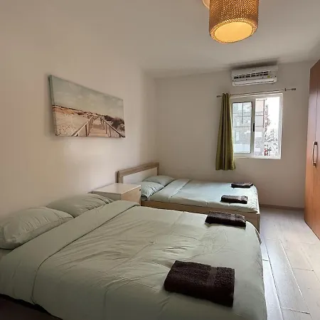 Calypso 3 Large Stylish In Paceville With Mercury Tower View Ideal For Groups * Сент Джулианс