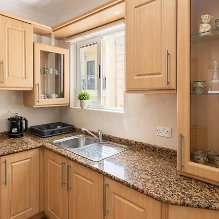Апартаменты Calypso 3 Large Stylish In Paceville With Mercury Tower View Ideal For Groups *