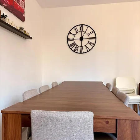Calypso 3 Large Stylish In Paceville With Mercury Tower View Ideal For Groups