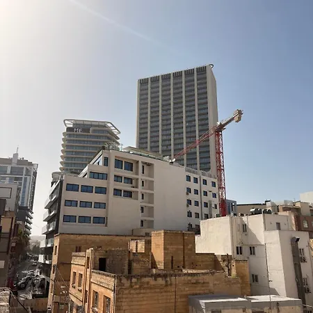 Calypso 3 Large Stylish In Paceville With Mercury Tower View Ideal For Groups *